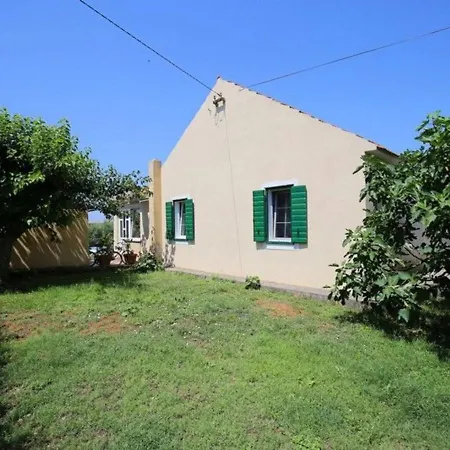Villa Lovely In With Private Swimming Pool *