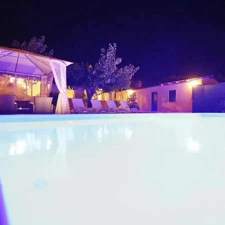 Villa Lovely In With Private Swimming Pool *